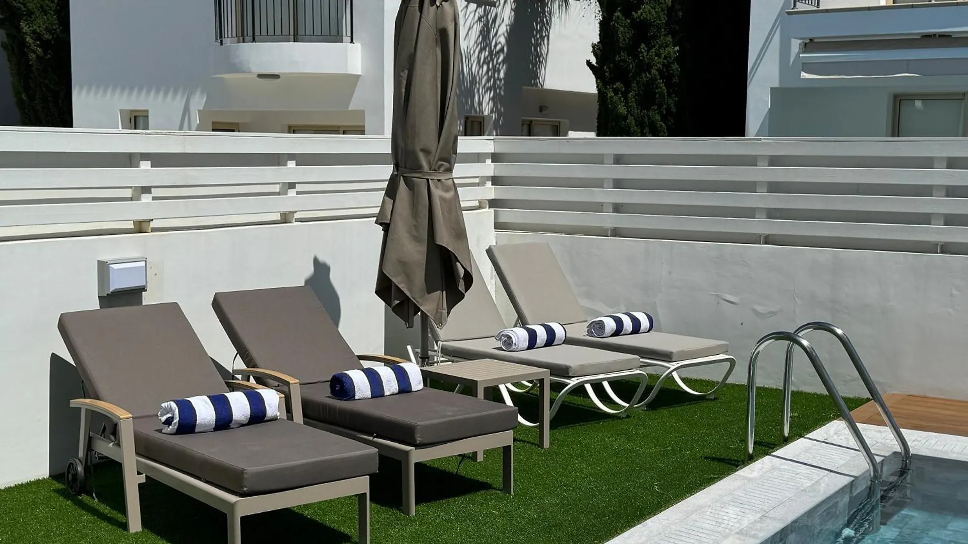 פרוטאראס Paez Villa בית נופש